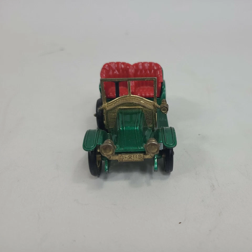 Vintage Matchbox Models of Yesteryear.  1911 Renault.  No 2. Green.  - Image 2 of 4