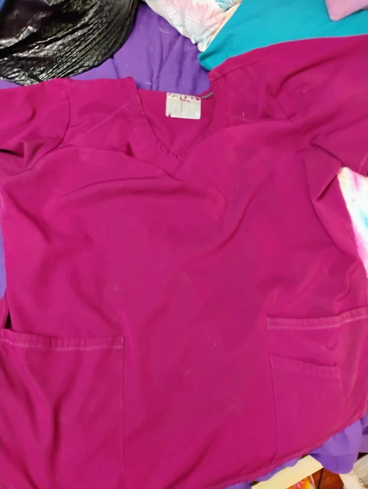 Juego de broches magenta con 7 bolsillos Foto 3 de 4