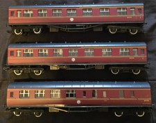 Rake of 3 Hornby OO Scale BR Mk. I Coaches