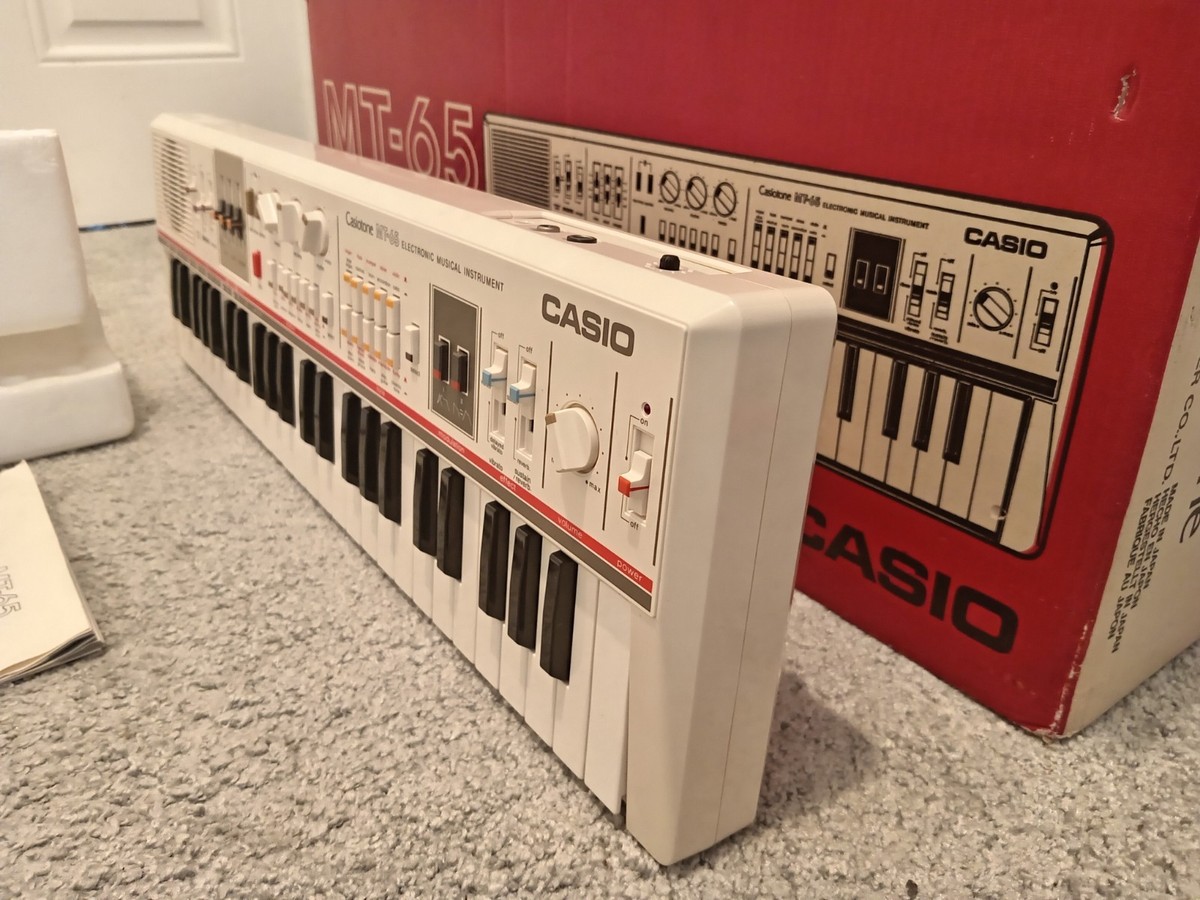 Casio Casiotone MT-65 Vintage Keyboard - Boxed, Manual, MINT