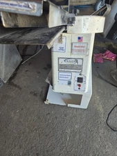 Oliver 702-n Commercial Bagel Slicer