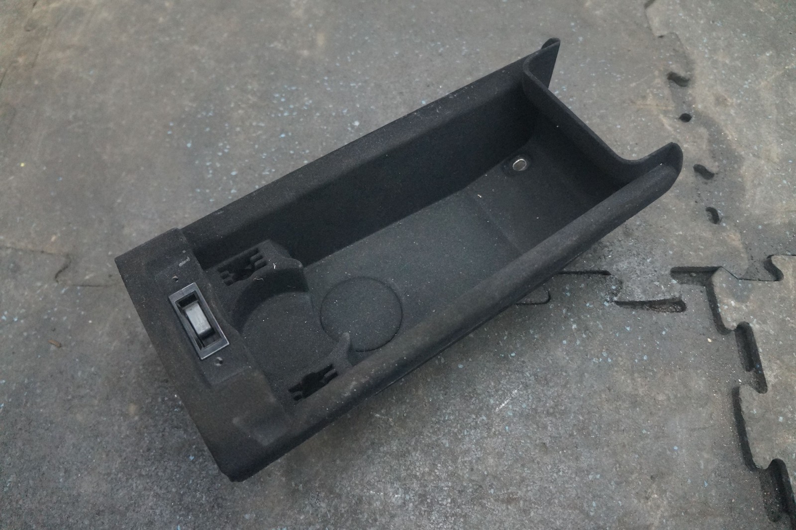 Center Console Cupholder Tray Insert Compartment 69766900 Ferrari California 10