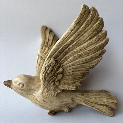 Chalkware Wall Hanging Bird In Flight 3D 7'' Universal Statuary Corp Chicago Vtg