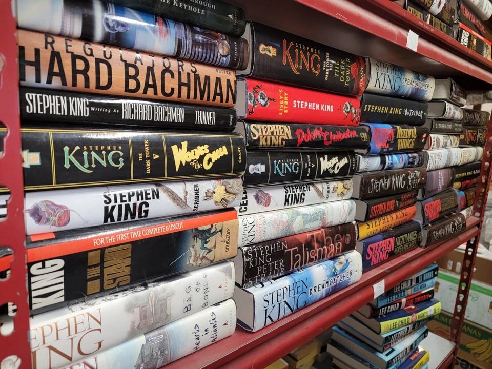 Lot of 5 Stephen King HARDCOVER Horror Bachman Straub Dark Tower SET RANDOM*MIX Foto 4 de 4