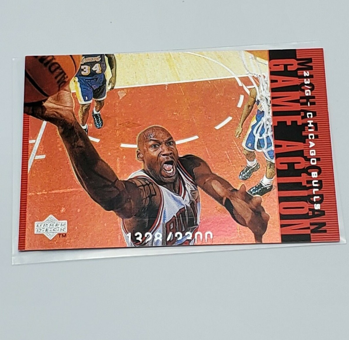 Michael Jordan 1998-99 Upper Deck Game Action /2300 Chicago Bulls