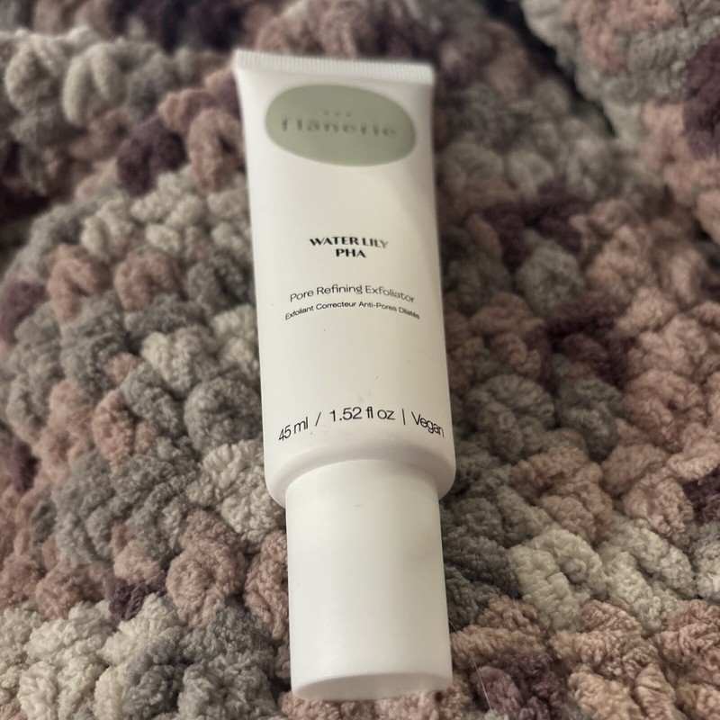 Flanerie ~ Water Lily PHA Pore Refining Exfoliator | 1.52oz F/S | NIB