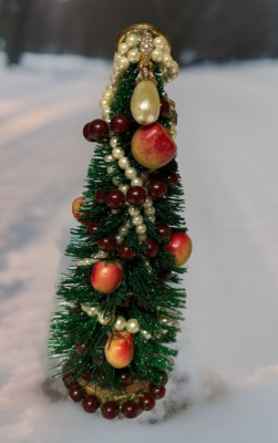 Handcrafted Vintage Costume Jewelry Decorated Green Christmas Tree 8 in Unique