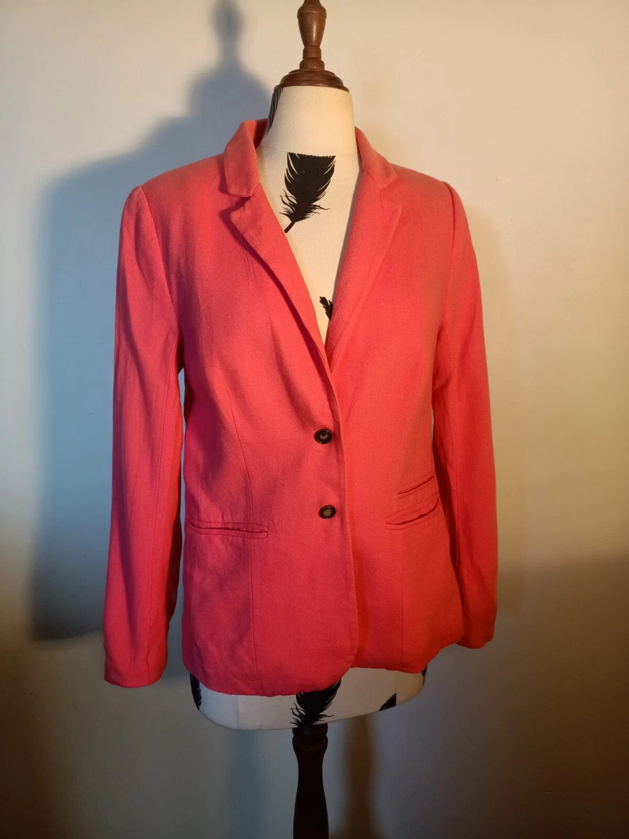 Sussan coats top