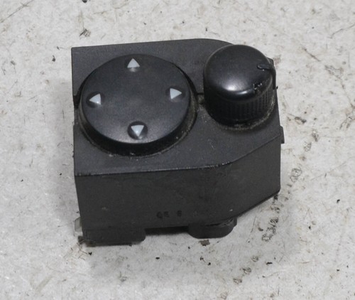AUDI A4 B5 8D Avant Bj 96 Schalter Spiegel Verstellung vorne LINKS #94530-F246