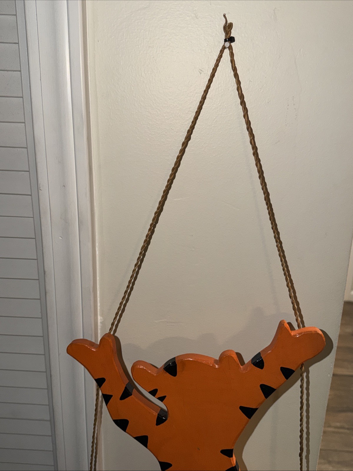 Wooden Tigger Swing Winnie The Pooh Vintage 15.5” X 11” Tigger