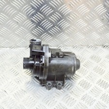 Pompe à eau BMW 535