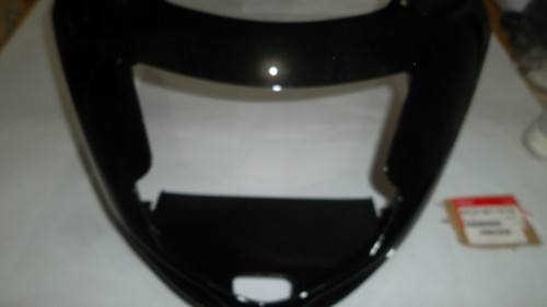 Honda Genuine SUPER BLACKBIRD 1999 Fairing Top in Black BRAND NEW - Picture 2 of 8