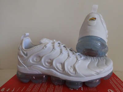 Nike, Round Toe Mesh, Synthetic Vapormax Plus, Athletic, Men, Size 7.5, White. Sneaks Level: MAX ? #Nike #VaporMaxPlus ?Shop today from  main image 4