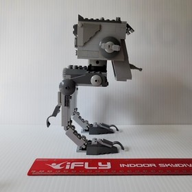 LEGO Star Wars 7657 AT-ST 99% Complete w/Instructions & Box.