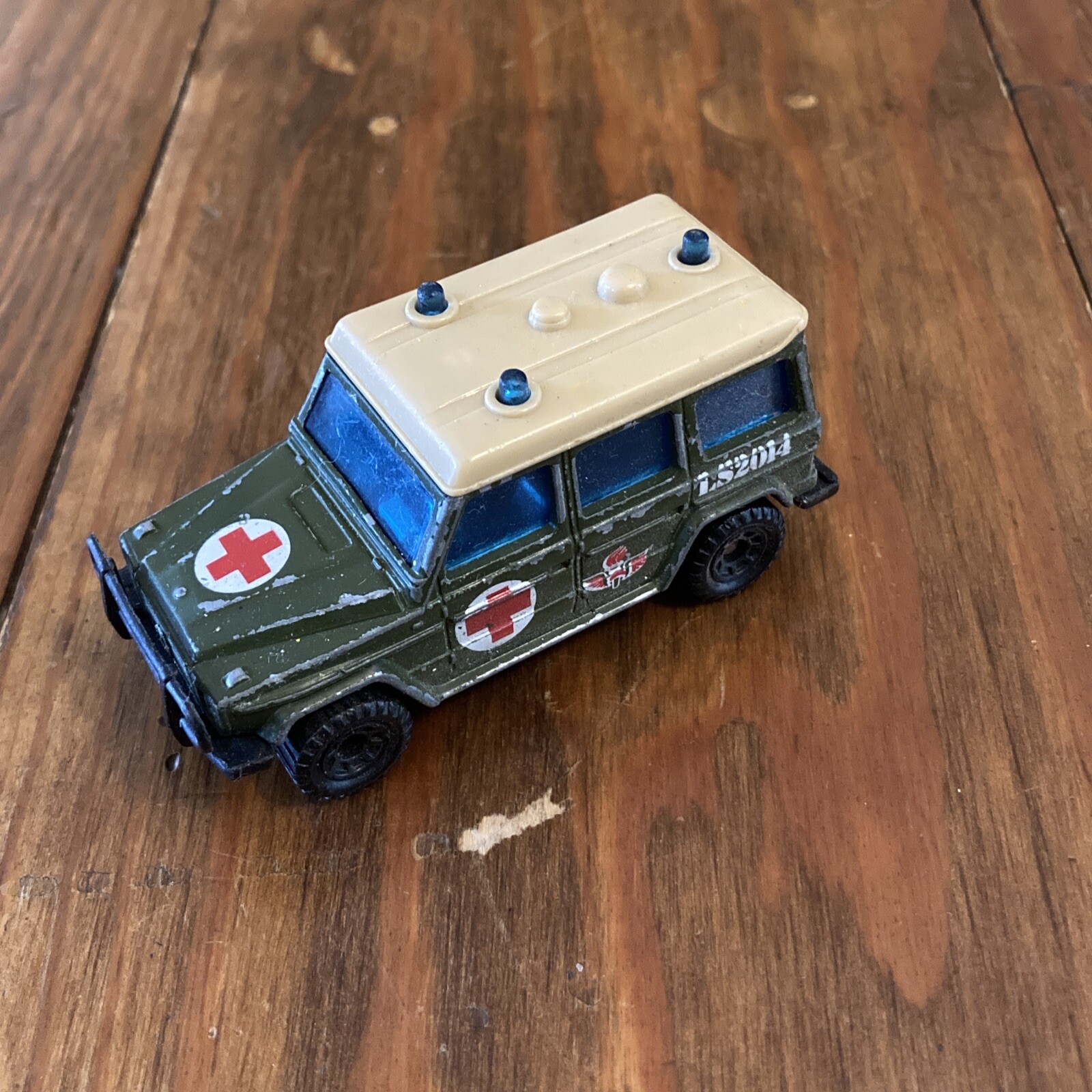 Picture 2 of 5