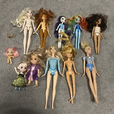 Mixed Bundle Of 9 Dolls Pre-owned A3