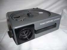 Slide projector KODAK SA-V2000 60mm  lens CAROUSELdoes not move  + PDF INFO
