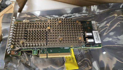 Lenovo - 7Y37A01083 - ThinkSystem 730-8i - SAS3 Raid Controller 1GB Cache