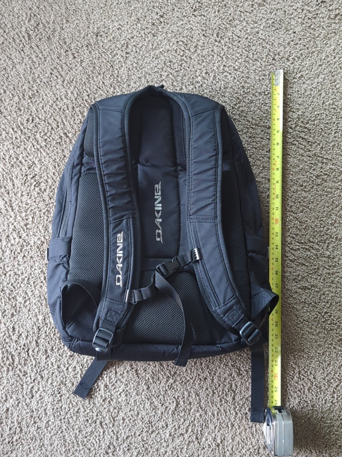 dakine backpack - image 18