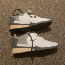 Velaasa weightlifting shoes - fit size 11 UK - winter white
