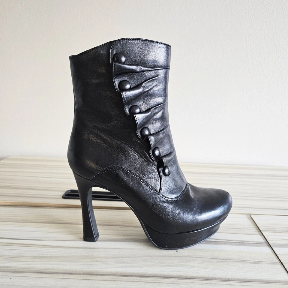 Earthies Ferrara черный с оборками кожаный платформе каблука ботильоны размер 8 - Изображение 2 из 4