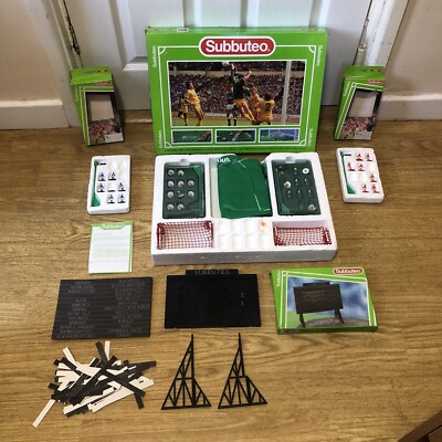 Subbuteo Konvolut Set - Fehlteile *Verkauft wie gesehen* 