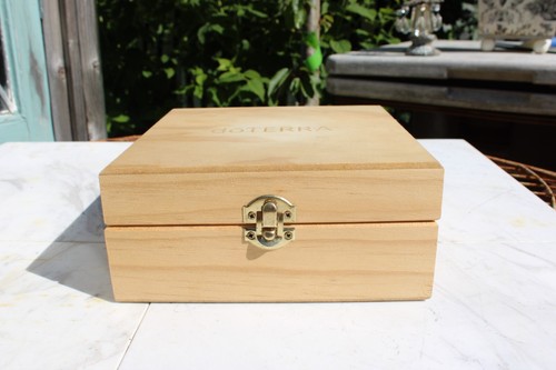 Doterra Essential Oils Empty Wooden Storage Box Case Holds 25 Bottles - Picture 2 of 16