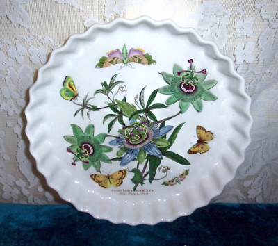 Portmeirion Passiflora Caerulea Blue Passion Flower 11.75 Inch Fluted Baker