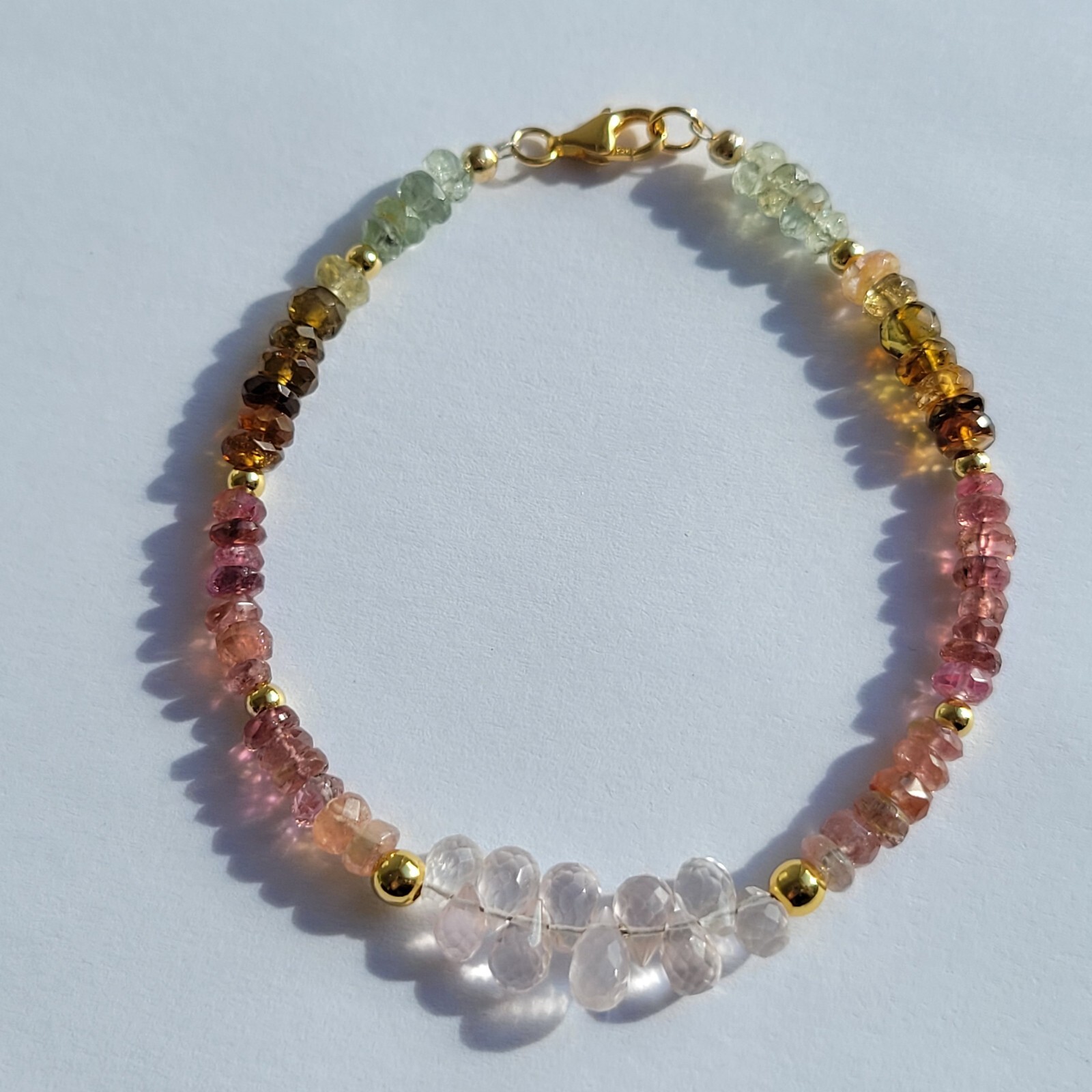 Bracelet en tourmaline et quartz rose pour illuminer vos tenues d'été