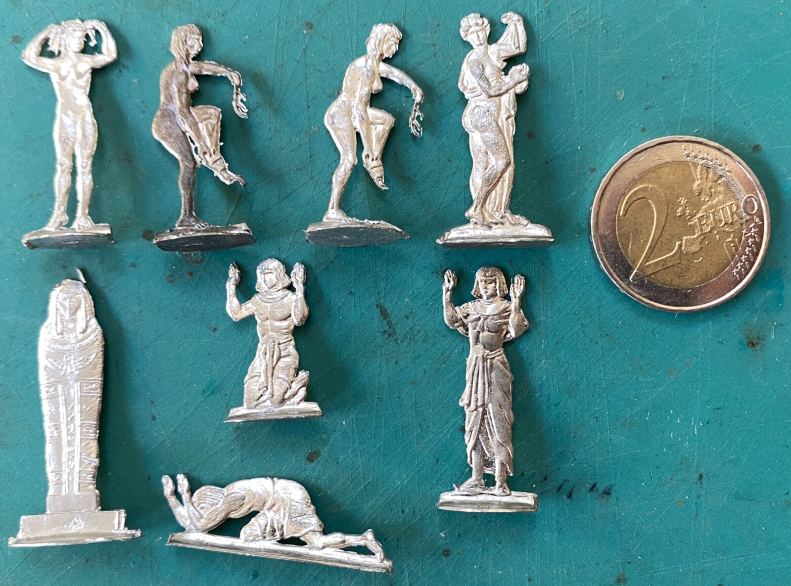 Plat d'étain Égypte antique momie de 35 mm au 1:50 pour maquette et diorama historique