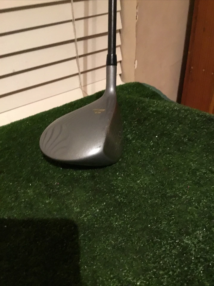 King Cobra Oversize Titanium Deep Face 9.5* Driver Stiff Graphite Shaft - Image 4 of 4