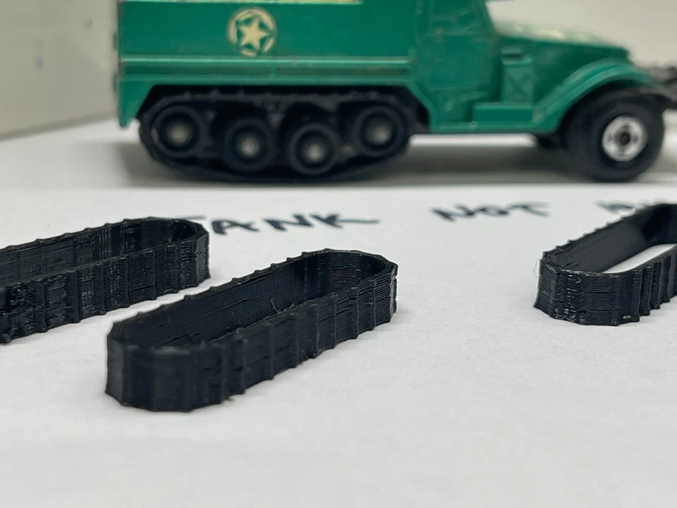 VINTAGE MATCHBOX K-108 M3A1 HALF TRACK BATTLE KINGS 1974 DIE CAST (TRACKS ONLY) - Image 3 of 3