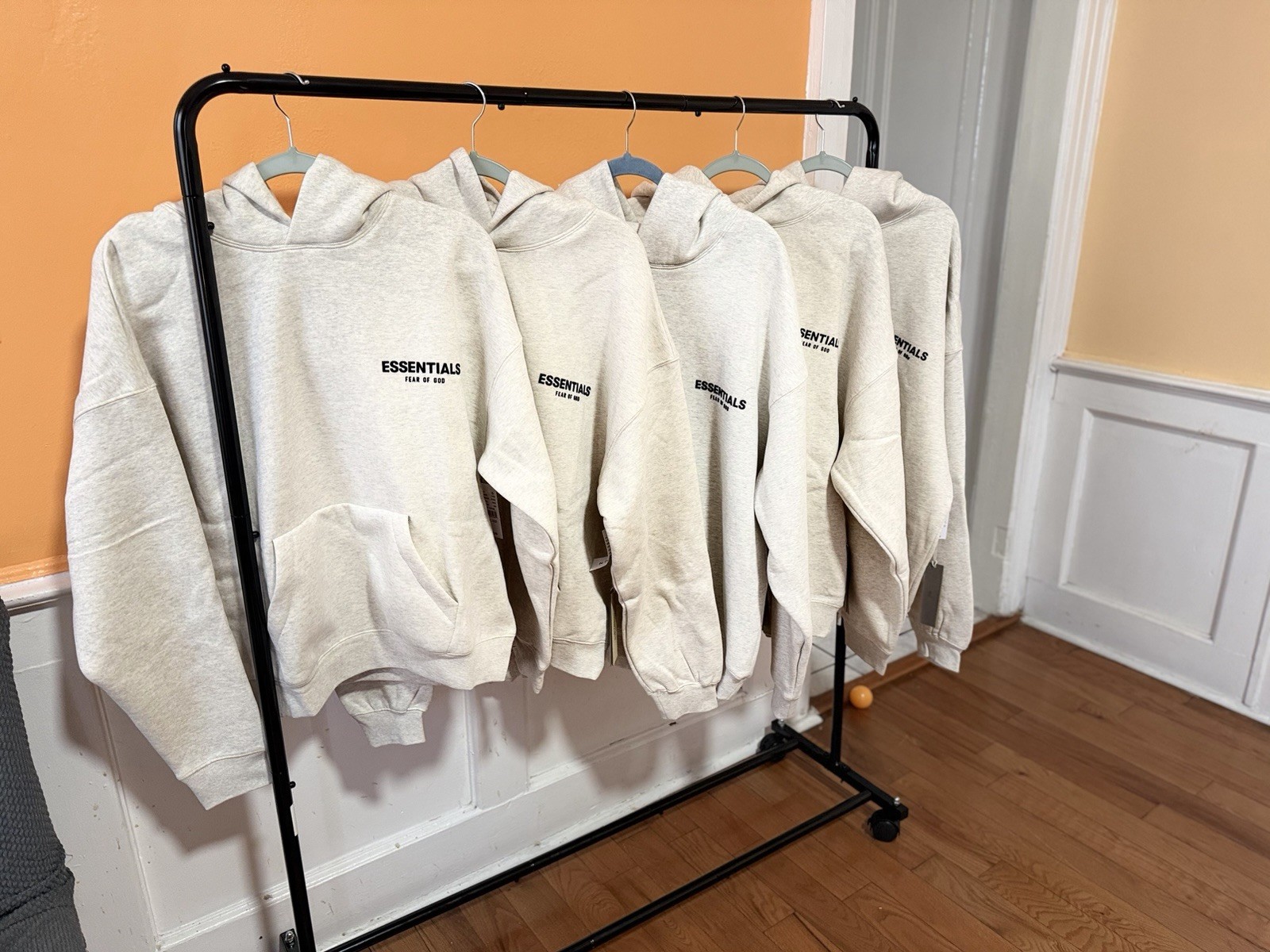 Essentials Fear of God Men's Pullover Fleece Hoodie size S thumbnail 3