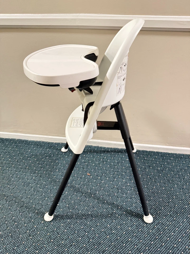 BABYBJORN SILLA ALTA MODERNA BLANCA / BABY BJORN HECHA EN SUECIA  Foto 2 de 4