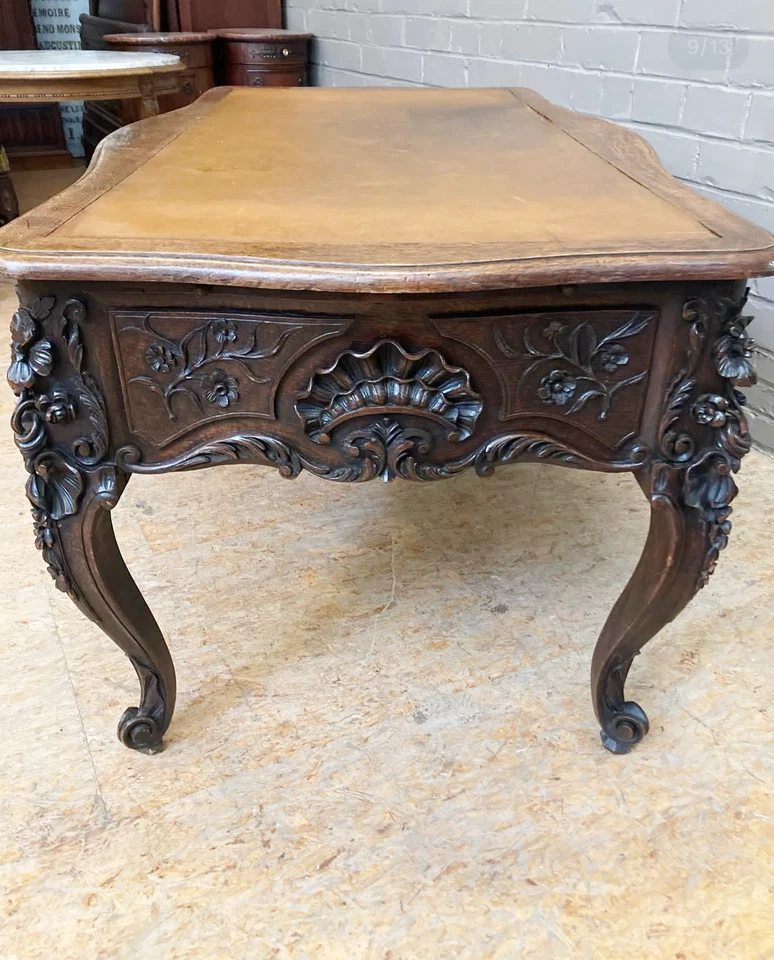 ARRIVES MAR 2026: Antique French Louis XV Oak Wood & Leather Desk Library Table - Image 3 of 4