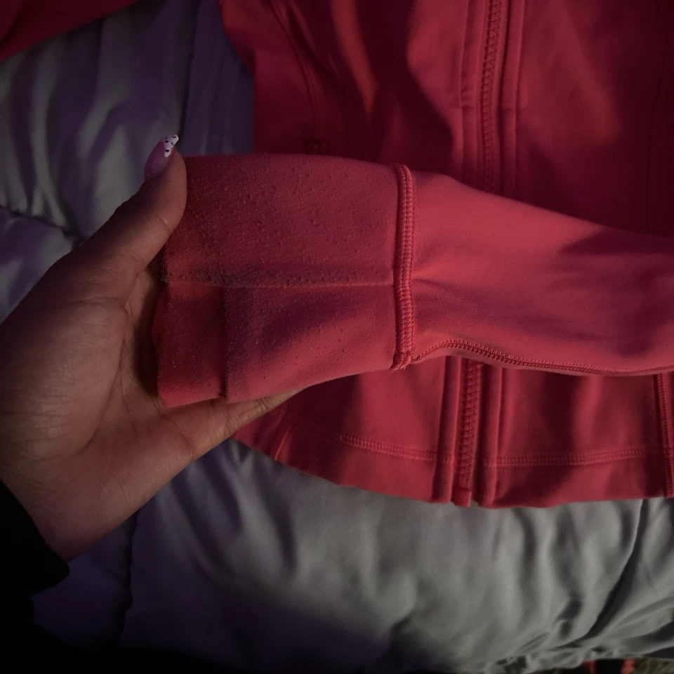 Chaqueta Lululemon Define rosa esmalte Foto 3 de 4
