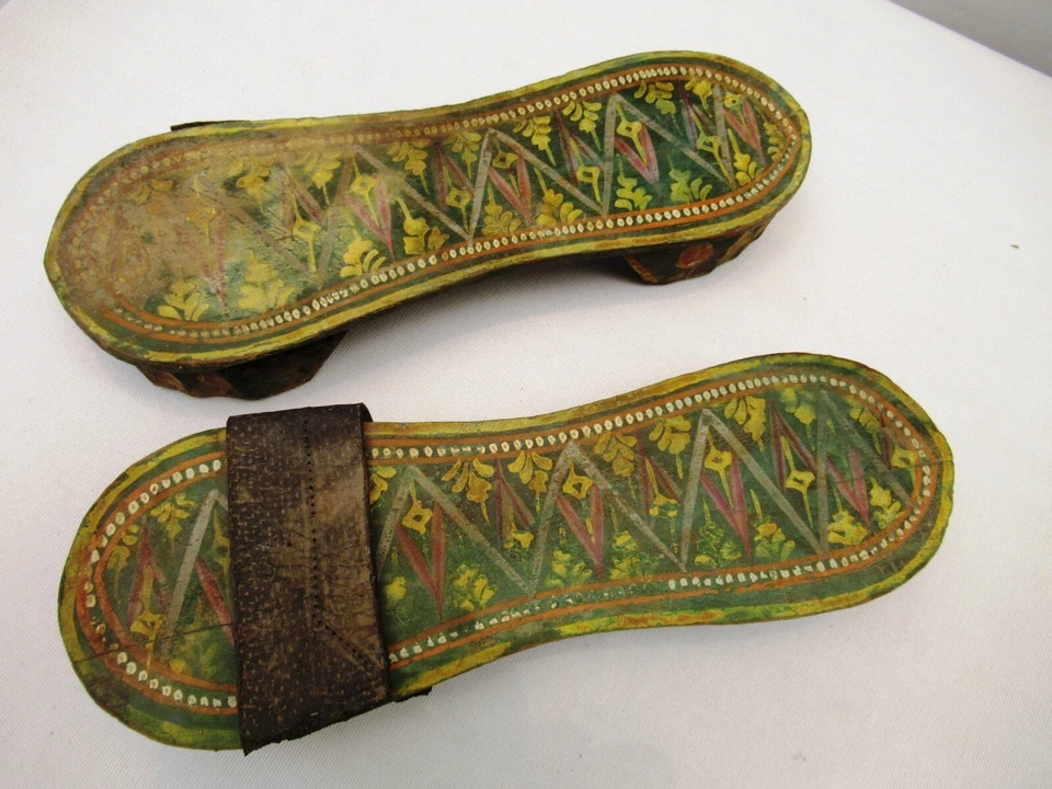Antique Tribal Wood Paduka Sandals Khadau Methiyadi Vintage Footwear Painted *2 - Image 3 of 4