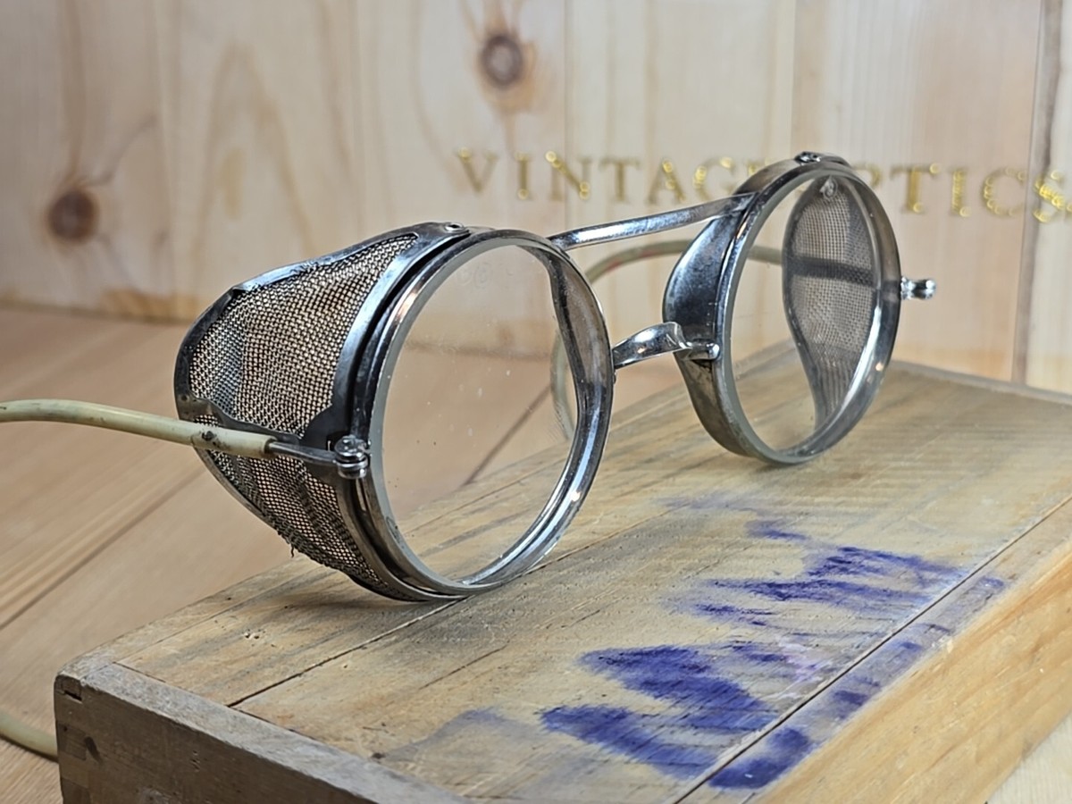 推定4〜50年代 american optical sampson safety American Optical Sampson Eyeglasses | Prescription American