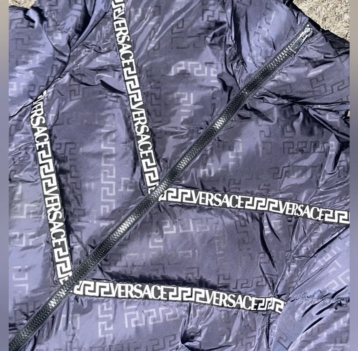 Versace Greca Print Puffer Jacket con cappuccio nero impacchettabile uomo M