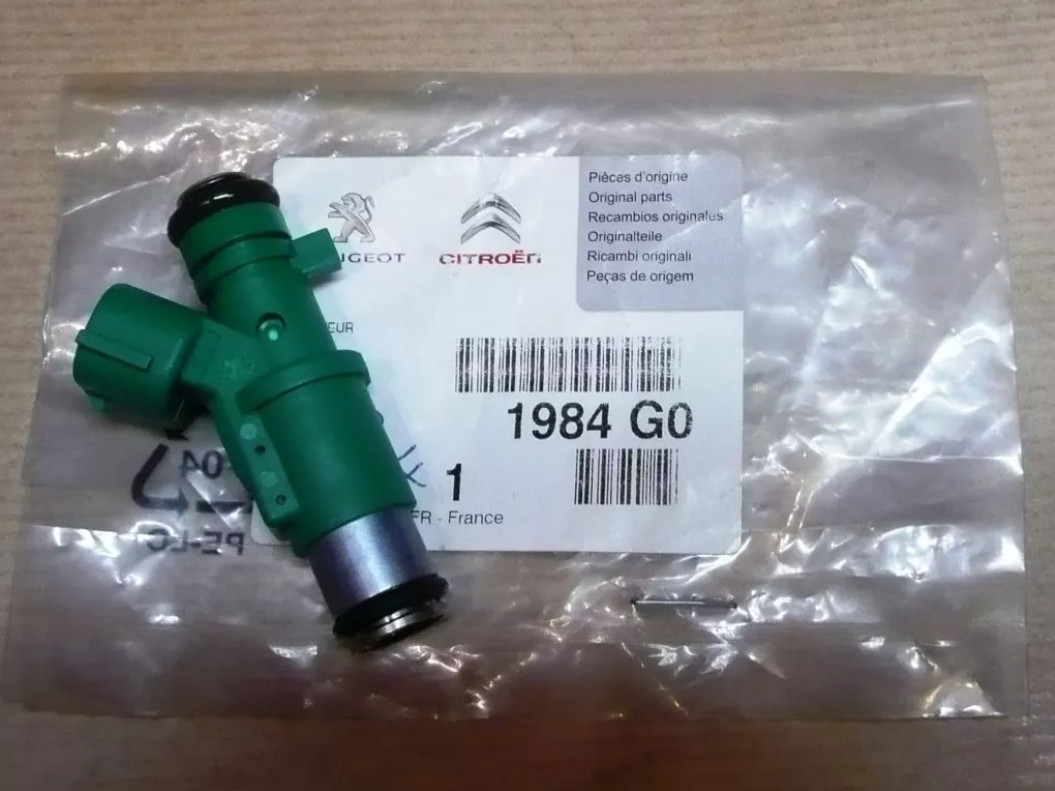 Injection de combustible d'origine 1984.G0 pour rénovation moteur C3 et 207