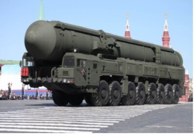 Trumpeter 1/35 15U175 TEL Vehicle of RS12M1 Topol-M ICBM Complex #01082  USA 