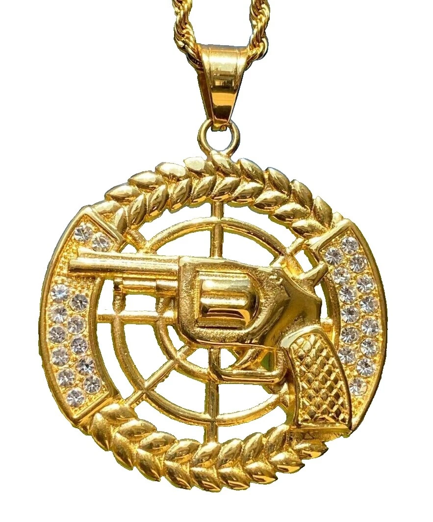 男式旗帜和政治项链和吊坠