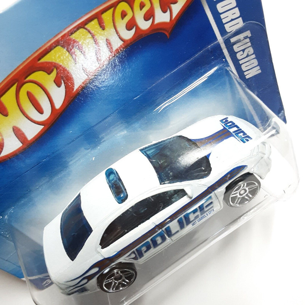 Hot Wheels Ford Fusion パトカー HOT WHEELS ~~ FORD FUSION POLICE ~~ WHITE VERSION | eBay