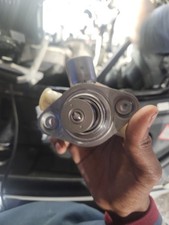 New Bosch Direct Injection High Pressure Fuel Pump 66811 13518604231 New Bosch Direct Injection High Pressure Fuel Pump 66811 13518604231