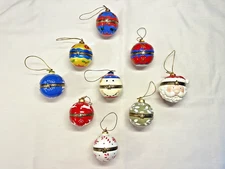 New Old Stock Porcelain Hinged Surprise Gift Trinket Box Christmas Ornament +Box