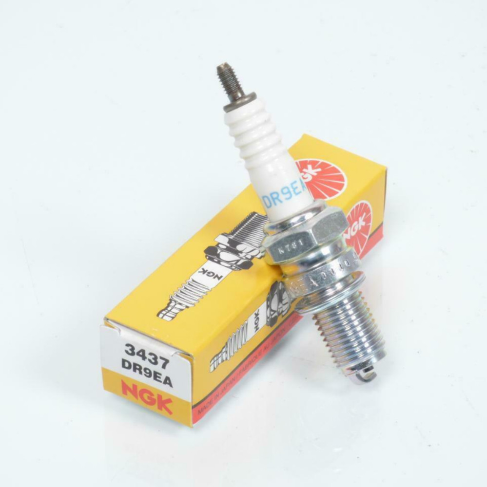 NGK 3437 STANDARD SPARK PLUGS DR9EA QTY-4
