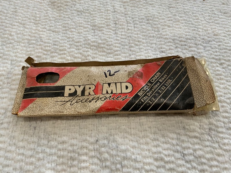 NOS NEW NIB PYRAMID 1/2 x 3/32 120L Bike CHAIN 5 TO 7 SPEED VINTAGE