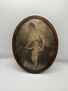 VTG Madonna & Child Sepia Wood Oval Glass Frame Virgin Mary Baby Jesus Art 9.75”
