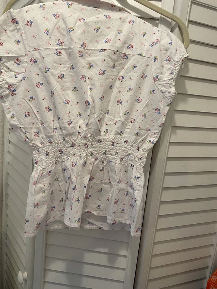 CARHARTT Girls “Floral Print Button Up Top” Size 10M White/Pink “C” EUC - Image 2 of 4