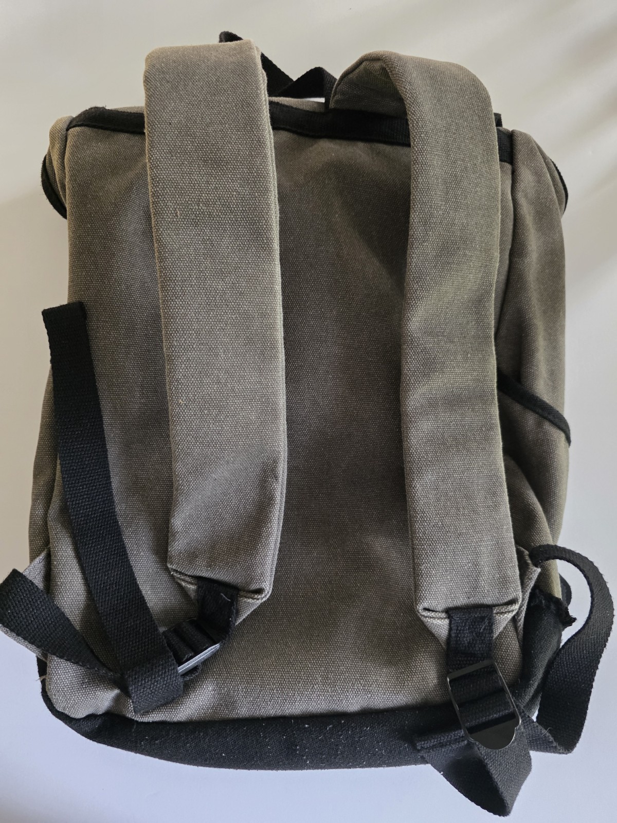 FIELD & CO. HUDSON BACKPACK WITH AUDI LOGO "19 YEARS ON EBAY" image 10